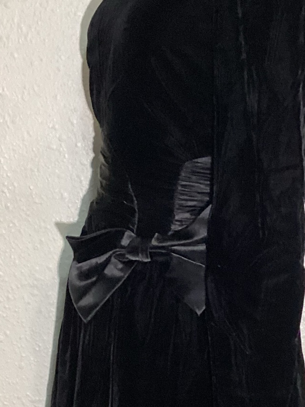 Depeche Mode vintage women’s black velvet formal dress 4 - Picture 16 of 16